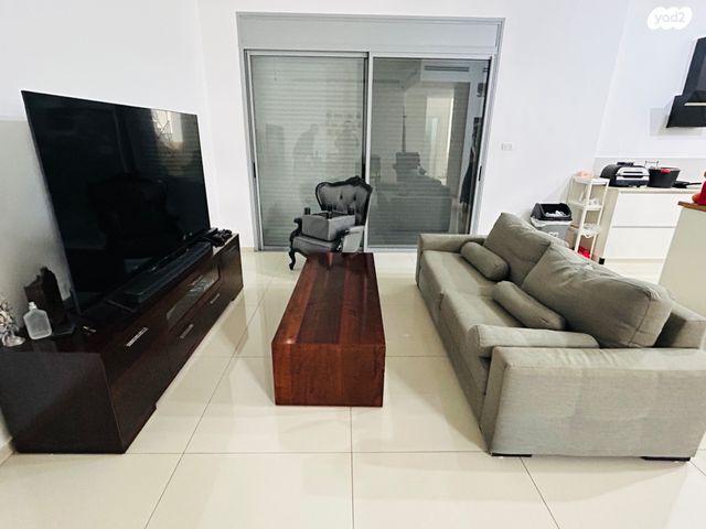 העלייה דו משפחתי, המושבה, גדרה