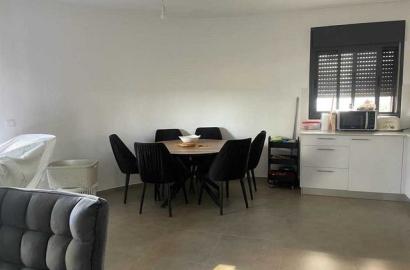 שרה אהרונסון,מזרח גדרה