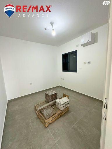 כרמי הנדיב, אחוזת רוטנר,קרית מלאכי