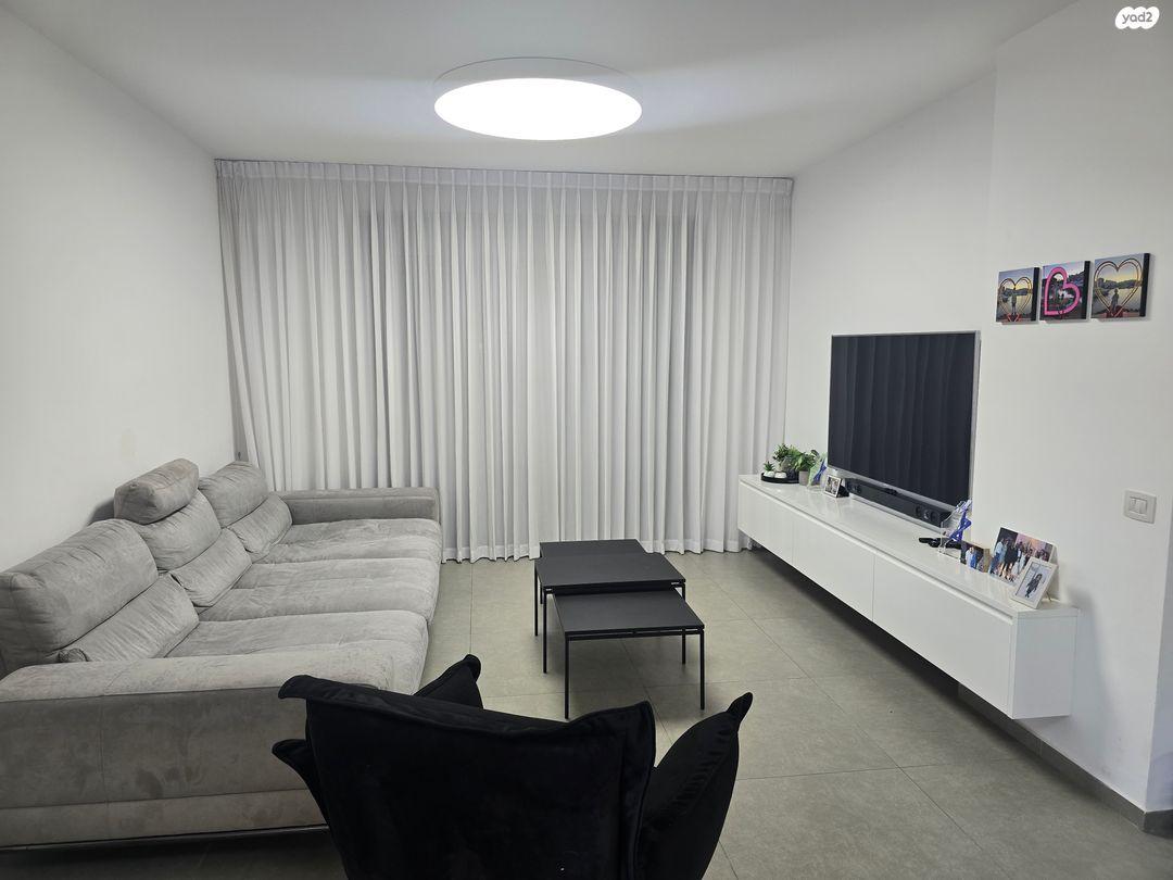 גג/ פנטהאוז, המחנה הצבאי, קרית מלאכי